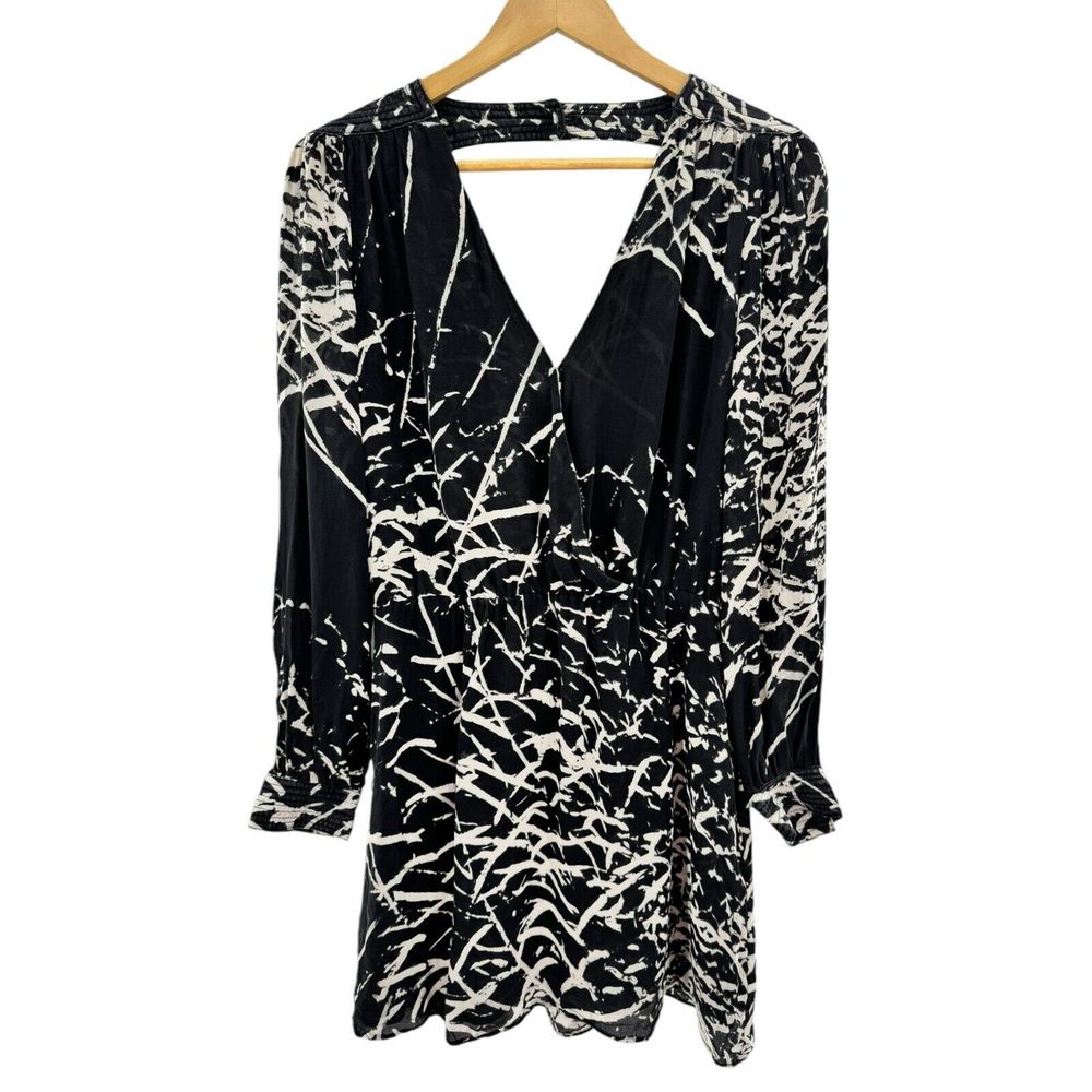 Parker Silk Long Sleeve Surplice Mini Dress Size Xs Black Tan Print Tiered